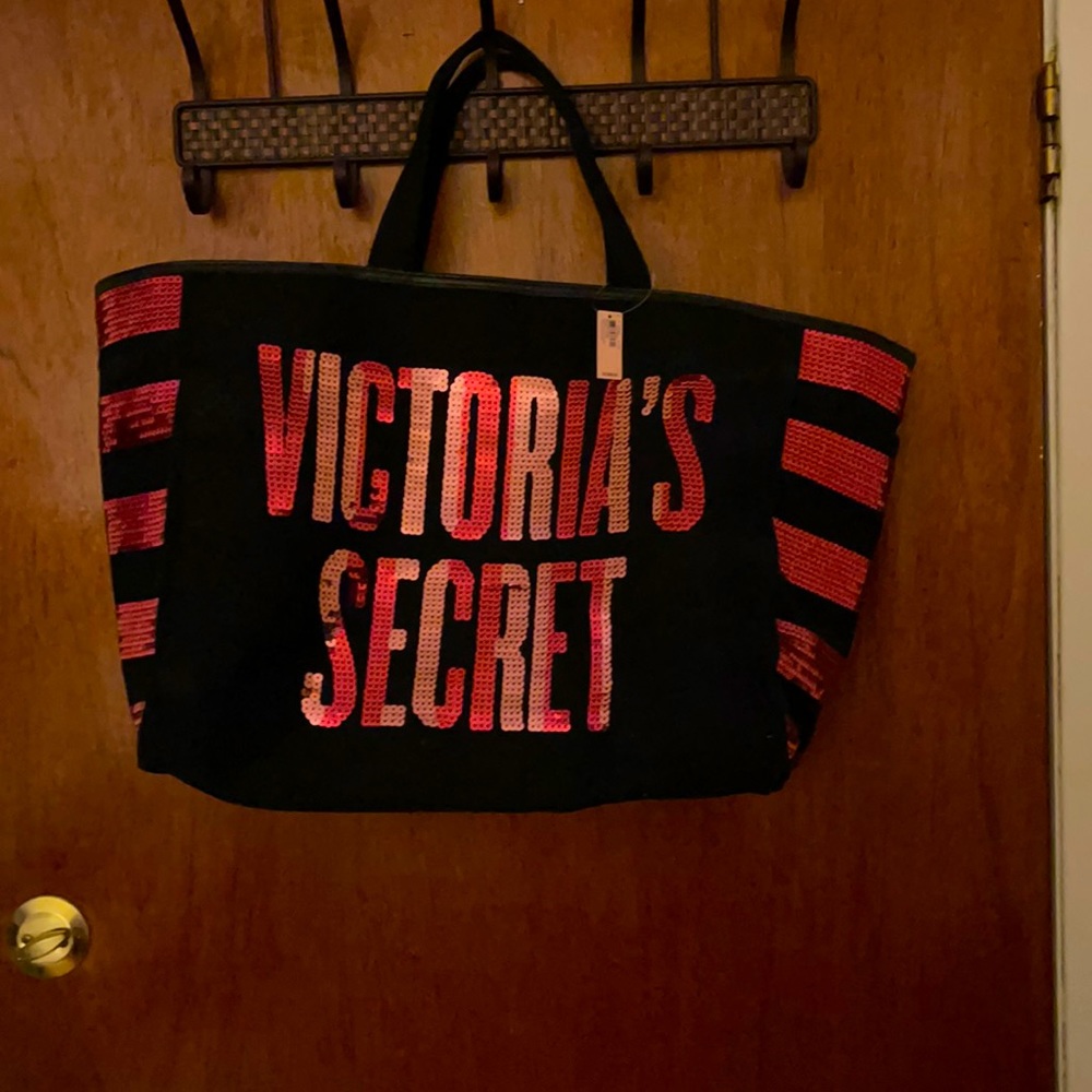 Victoria’s Secrets Bling City Tote